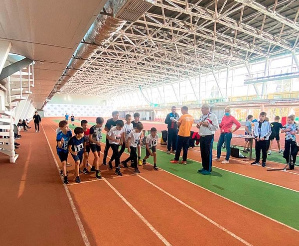 5-6 декабря во Дворце спорта прошли областные соревнования по легкой атлетике