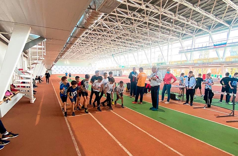 5-6 декабря во Дворце спорта прошли областные соревнования по легкой атлетике